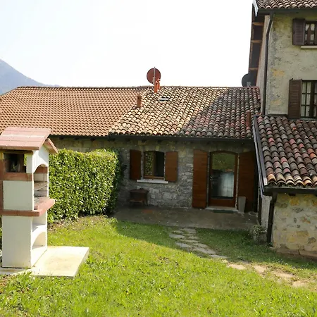 Casa Vacanza Pratolungo * Zogno